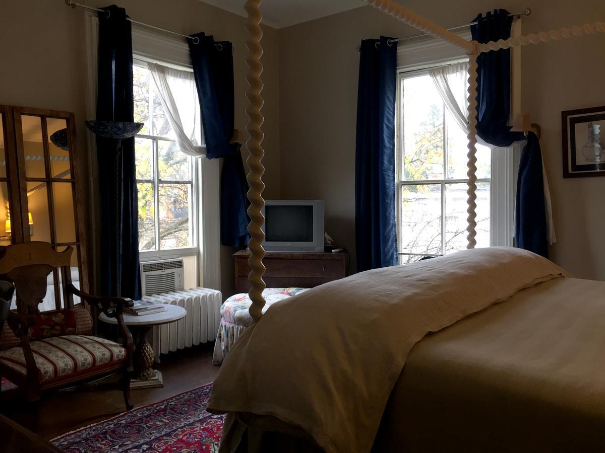 Hudson City Bed And Breakfast Exterior foto